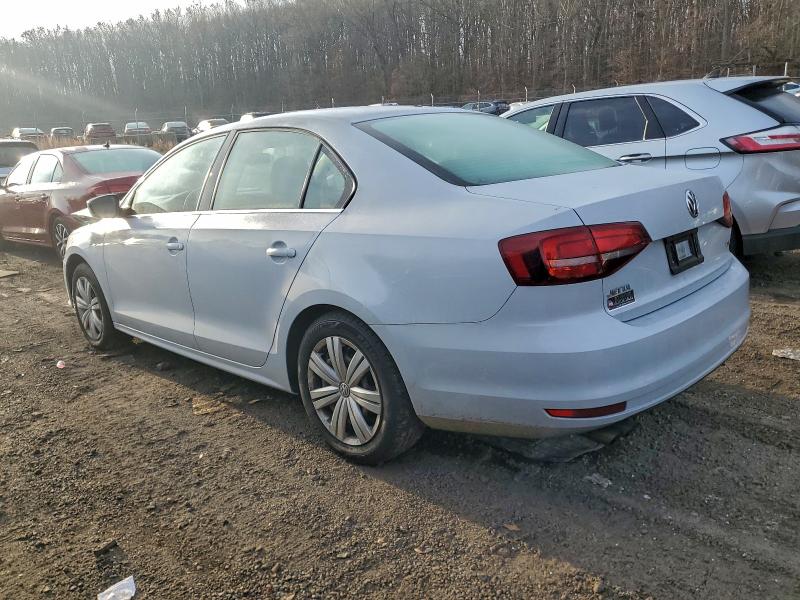 Photo 2 from auction – 2017 VOLKSWAGEN JETTA with VIN 3VW2B7AJ0HM274890