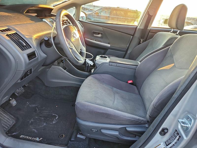 Photo 7 from auction – 2012 TOYOTA PRIUS V with VIN JTDZN3EU6C3171389