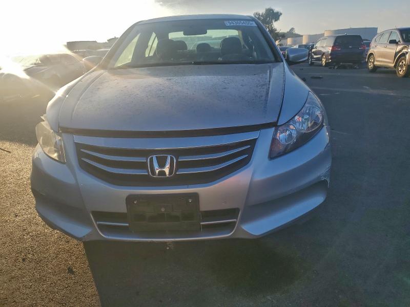 Photo 5 from auction – 2012 HONDA ACCORD LXP with VIN 1HGCP2F45CA199173
