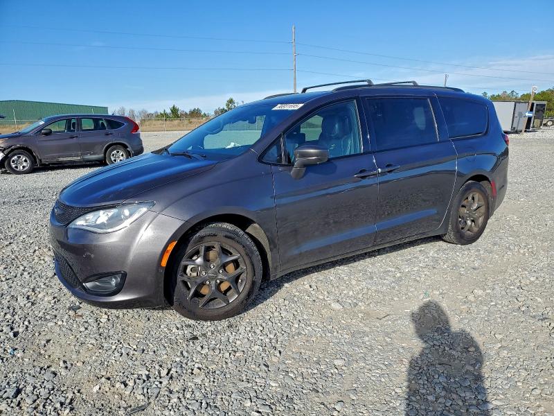 CHRYSLER PACIFICA T 2019 with VIN 2C4RC1EG5KR733079 - Photo from auction