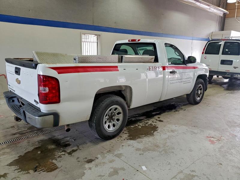 Photo 3 from auction – 2011 CHEVROLET SILVERADO with VIN 1GCNCPEAXBZ375772