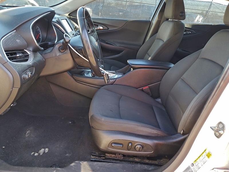 Photo 7 from auction – 2016 CHEVROLET MALIBU LT with VIN 1G1ZE5ST3GF307353
