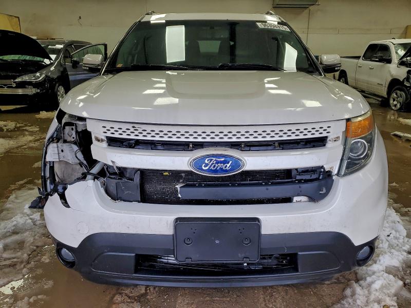 Photo 5 from auction – 2013 FORD EXPLORER L with VIN 1FM5K8F86DGB94456