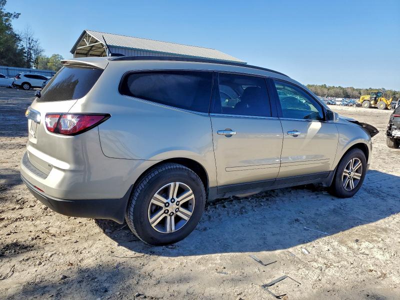 Photo 3 from auction – 2017 CHEVROLET TRAVERSE L with VIN 1GNKVGKD5HJ268915