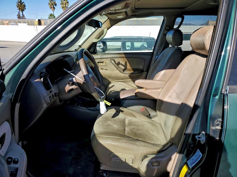 Photo 7 from auction – 2001 TOYOTA SEQUOIA with VIN 5TDZT34A61S033215