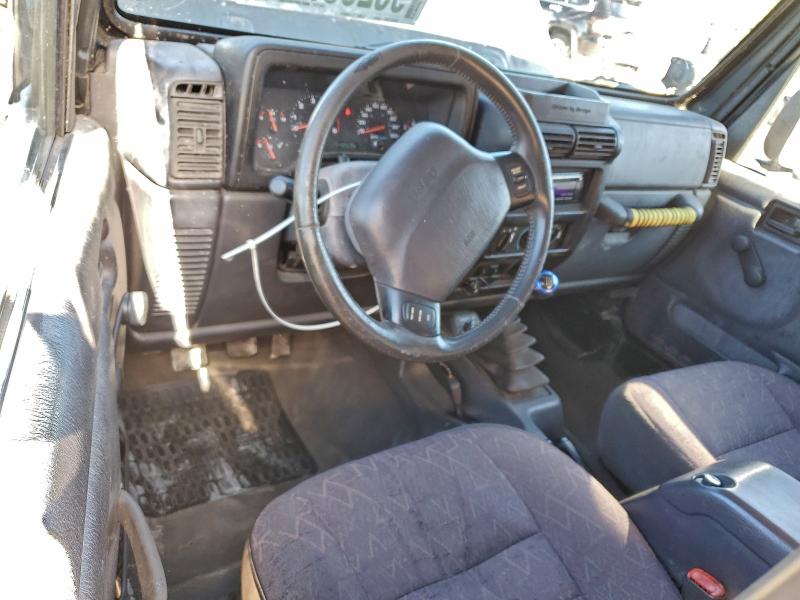 Photo 8 from auction – 2002 JEEP WRANGLER / with VIN 1J4FA49S42P771567
