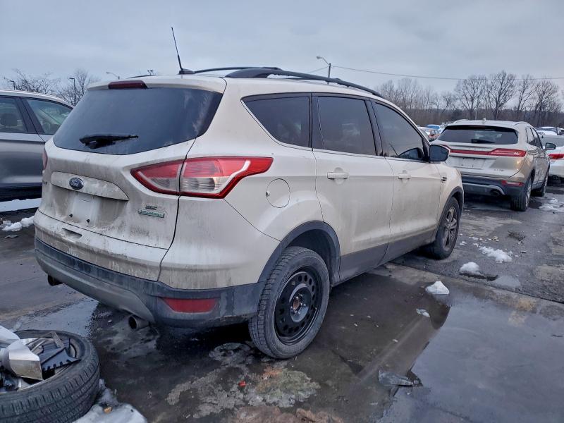 Photo 3 from auction – 2013 FORD ESCAPE SE with VIN 1FMCU0GX3DUB93064