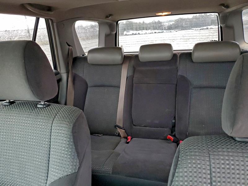 Photo 10 from auction – 2004 TOYOTA 4RUNNER SR with VIN JTEBT14R440041697