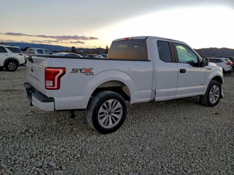 Photo 3 from auction – 2017 FORD F150 SUPER with VIN 1FTEX1EP9HKD35481