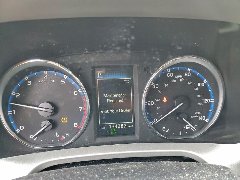 Photo 9 from auction – 2016 TOYOTA RAV4 XLE with VIN 2T3WFREV3GW270606