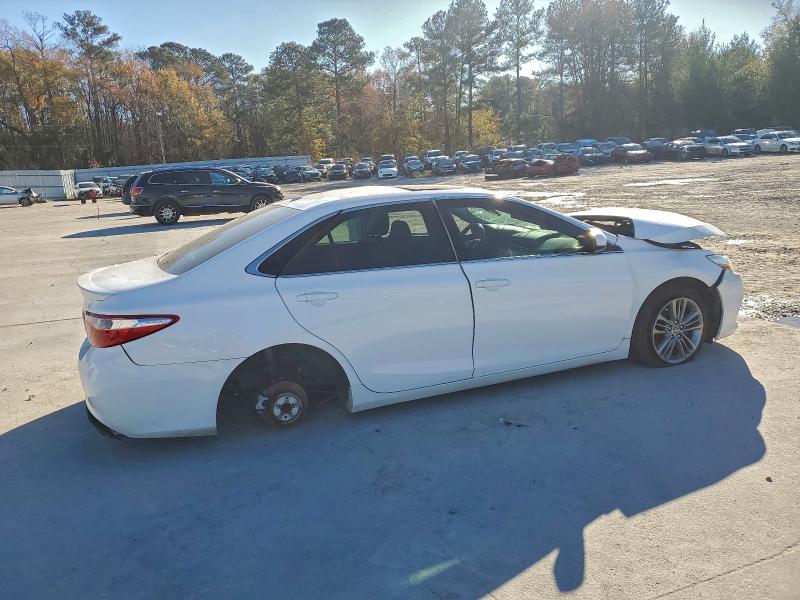 Photo 3 from auction – 2015 TOYOTA CAMRY LE with VIN 4T1BF1FK5FU078079
