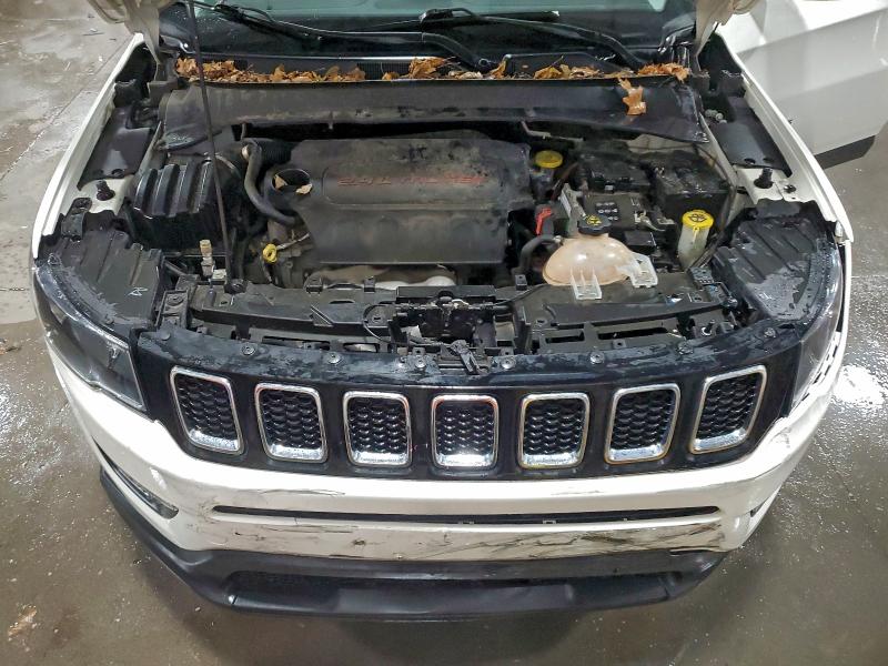Photo 12 from auction – 2018 JEEP COMPASS LA with VIN 3C4NJDBB7JT142360