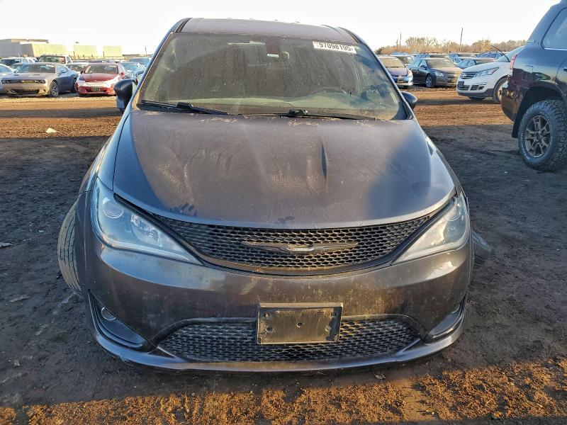 Foto 5 de la subasta – 2018 CHRYSLER PACIFICA T con VIN 2C4RC1FG8JR228831