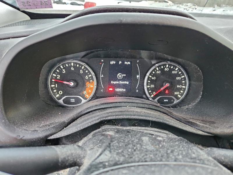 Photo 9 from auction – 2017 JEEP RENEGADE L with VIN ZACCJBBB0HPF32603