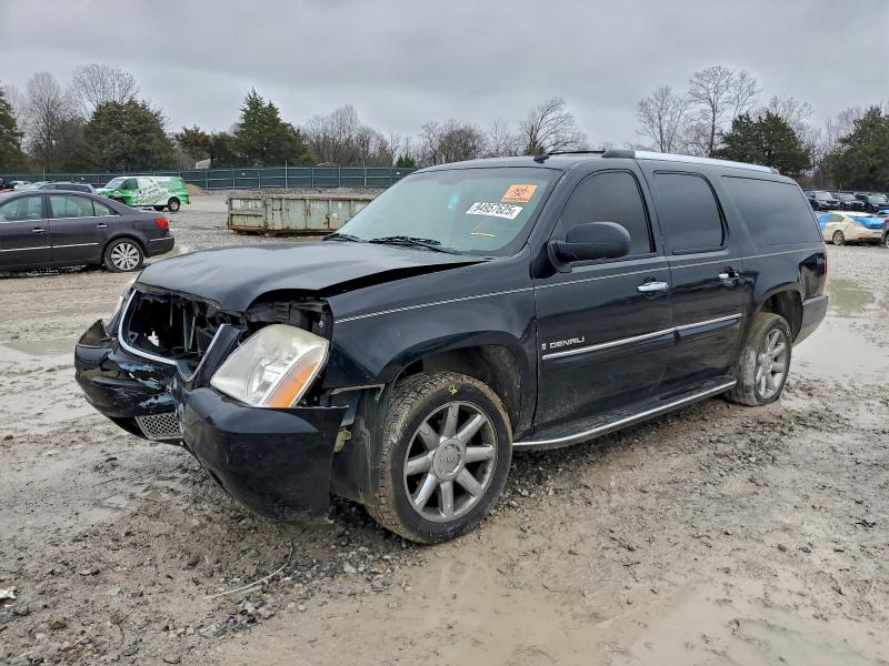 GMC DENALI 2008 with VIN 1GKFK668X8J245449 - Photo from auction