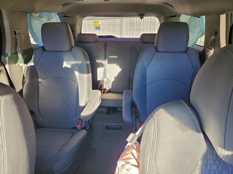 Снимка 10 от търг – 2014 GMC ACADIA SLE с VIN 1GKKRPKD2EJ184614