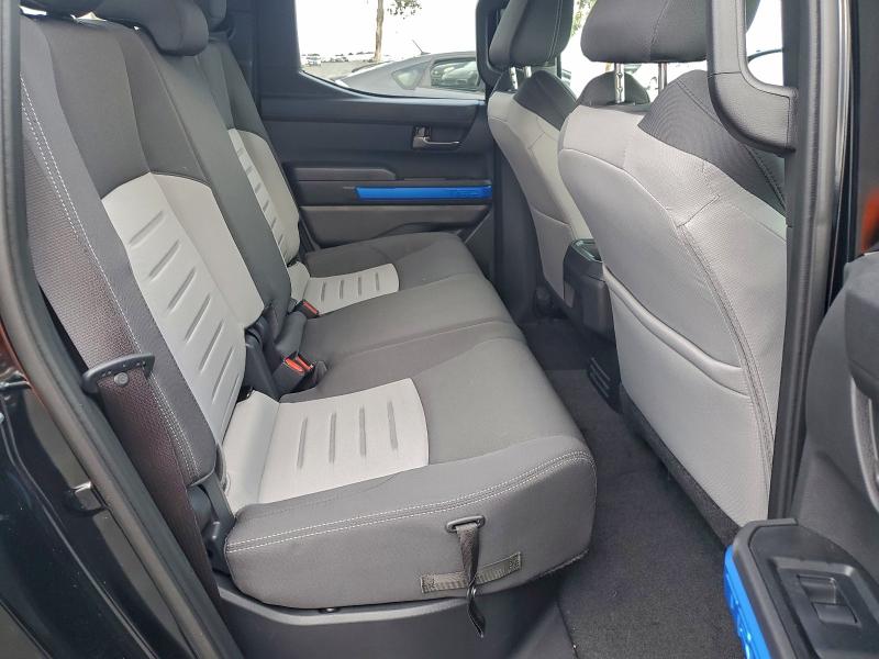 Photo 10 from auction – 2025 TOYOTA TACOMA DOU with VIN 3TMLB5JN4SM195941