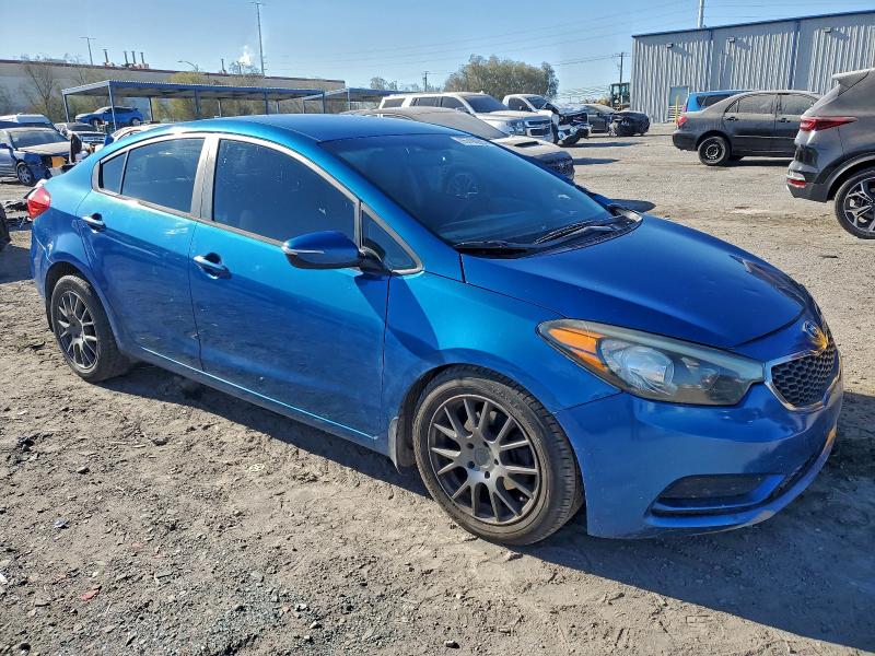 Photo 4 from auction – 2015 KIA FORTE LX with VIN KNAFX4A62F5321126