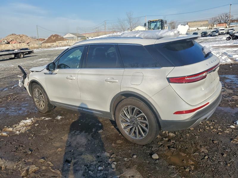 Photo 2 from auction – 2023 LINCOLN CORSAIR with VIN 5LMCJ2DA7PUL18153