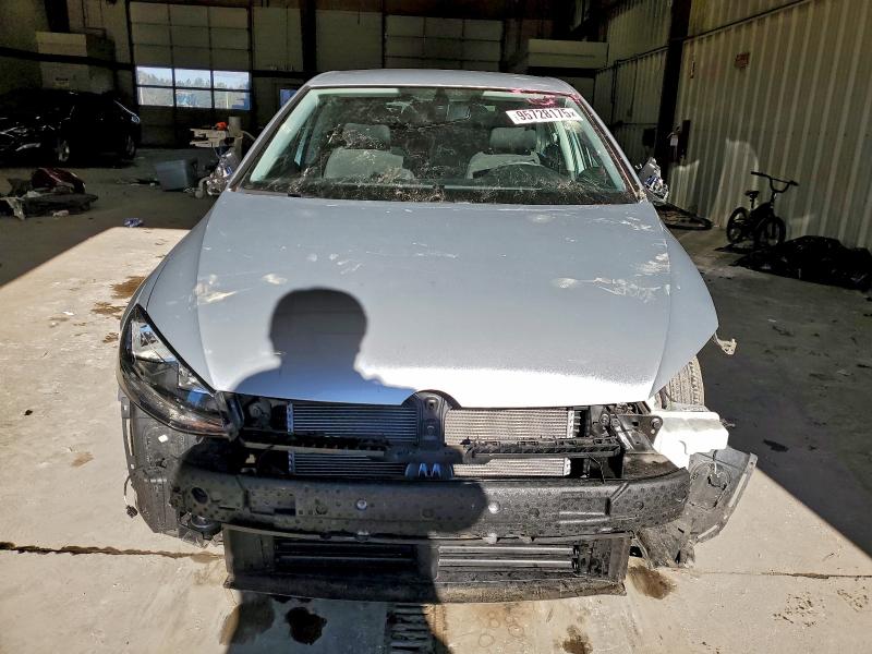 Photo 5 from auction – 2019 VOLKSWAGEN E-GOLF with VIN WVWKR7AU4KW910940