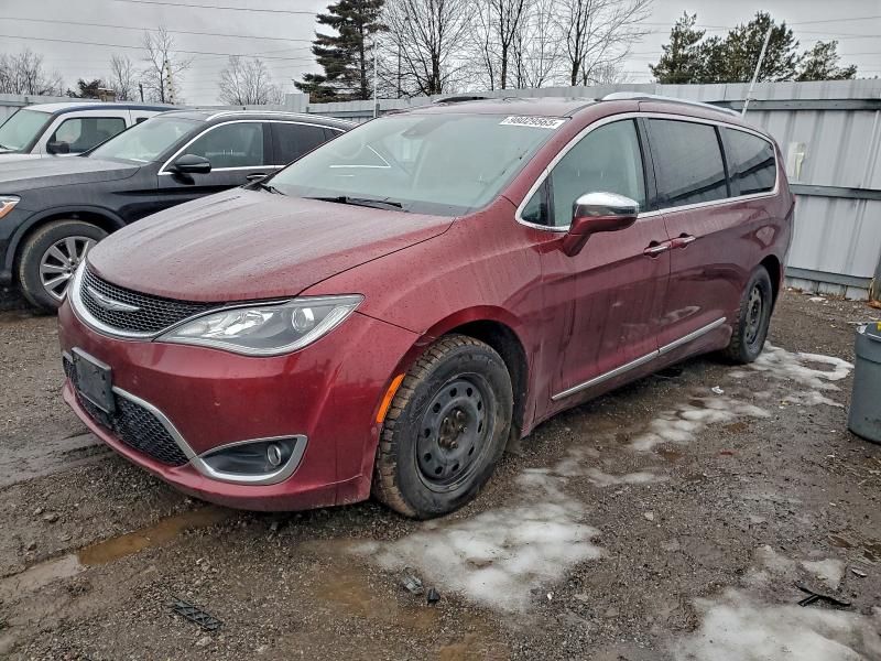 CHRYSLER PACIFICA L 2017 with VIN 2C4RC1GGXHR683513 - Photo from auction