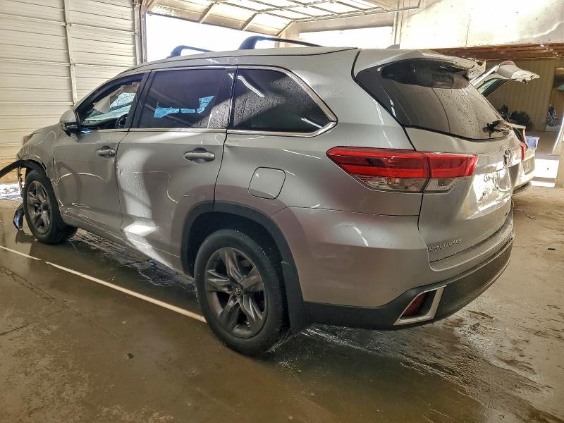 Photo 2 from auction – 2019 TOYOTA HIGHLANDER with VIN 5TDDZRFH7KS984482