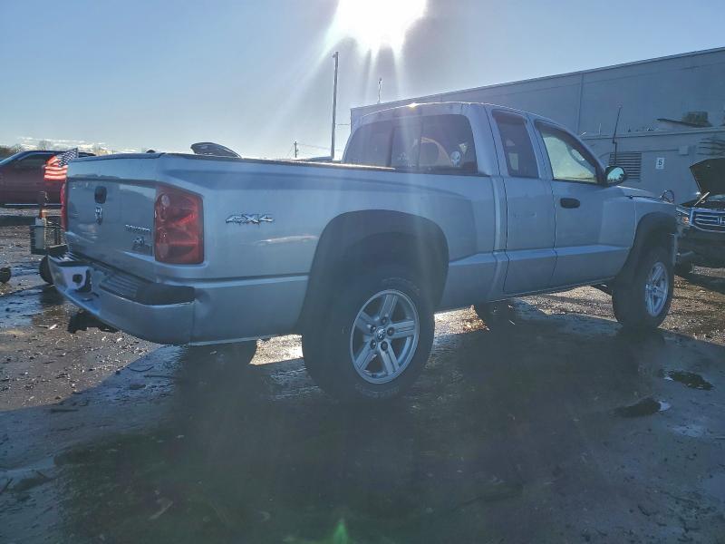 Photo 3 from auction – 2009 DODGE DAKOTA SXT with VIN 1D7HW32K29S772203