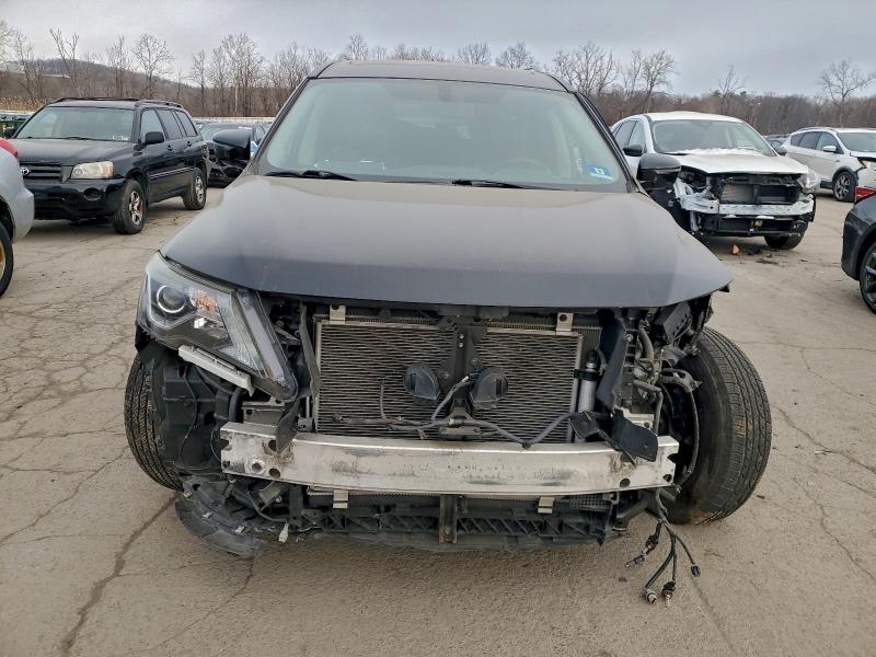 Photo 5 from auction – 2017 NISSAN PATHFINDER with VIN 5N1DR2MM3HC657364