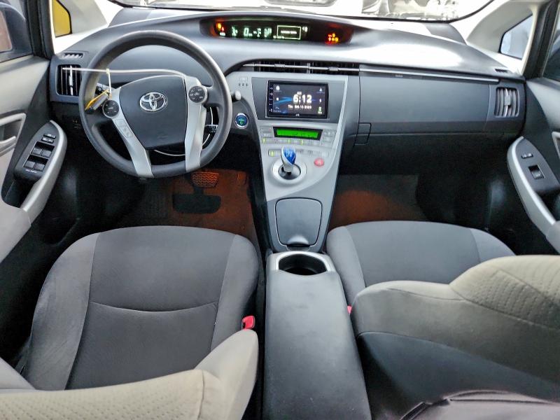 Photo 8 from auction – 2013 TOYOTA PRIUS with VIN JTDKN3DU5D5645437