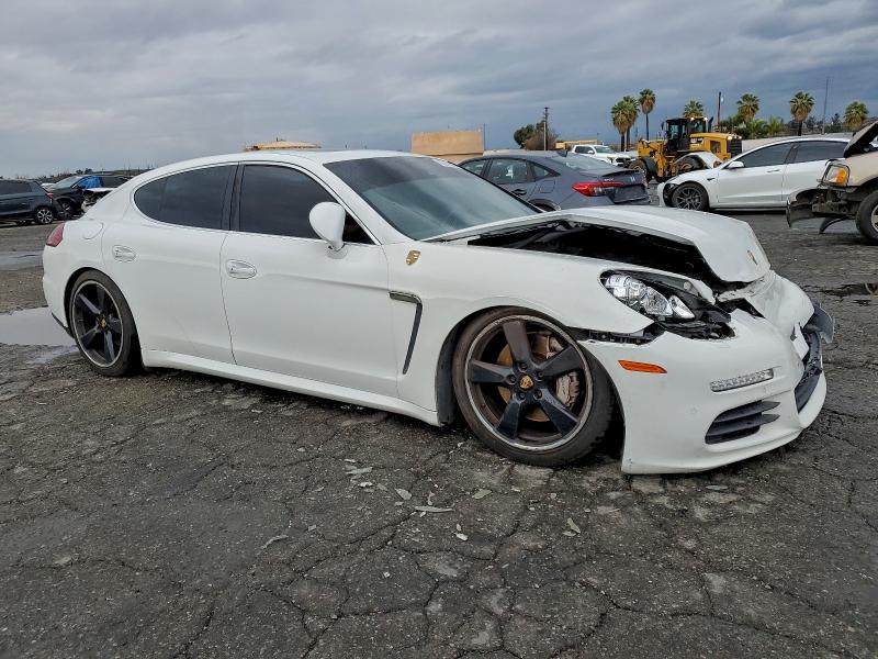 Photo 4 from auction – 2015 PORSCHE PANAMERA S with VIN WP0AB2A74FL050557