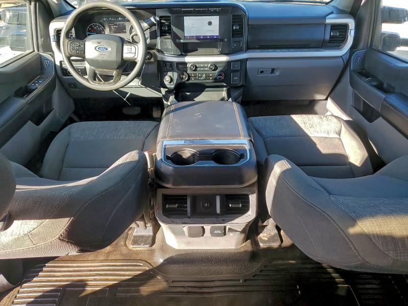 Photo 8 from auction – 2023 FORD F350 SUPER with VIN 1FT8W3DN1PEC64186