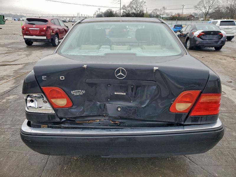 Photo 6 from auction – 1999 MERCEDES-BENZ E 320 with VIN WDBJF65H3XA891084
