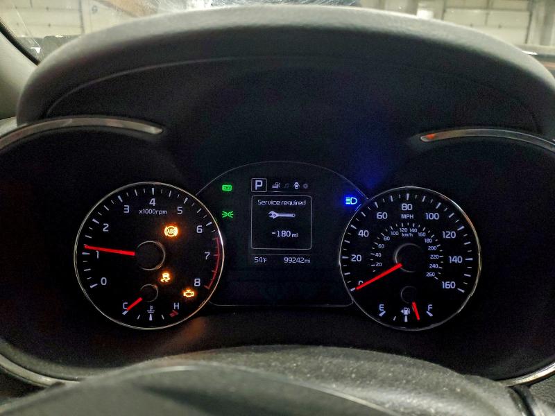 Photo 9 from auction – 2018 KIA FORTE LX with VIN 3KPFL4A78JE186769