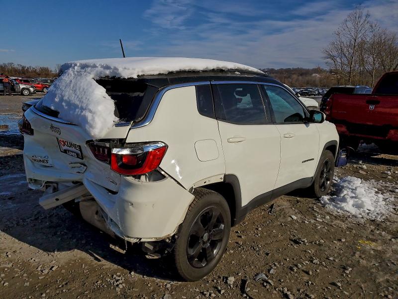 Photo 3 from auction – 2018 JEEP COMPASS LA with VIN 3C4NJDBB8JT373235