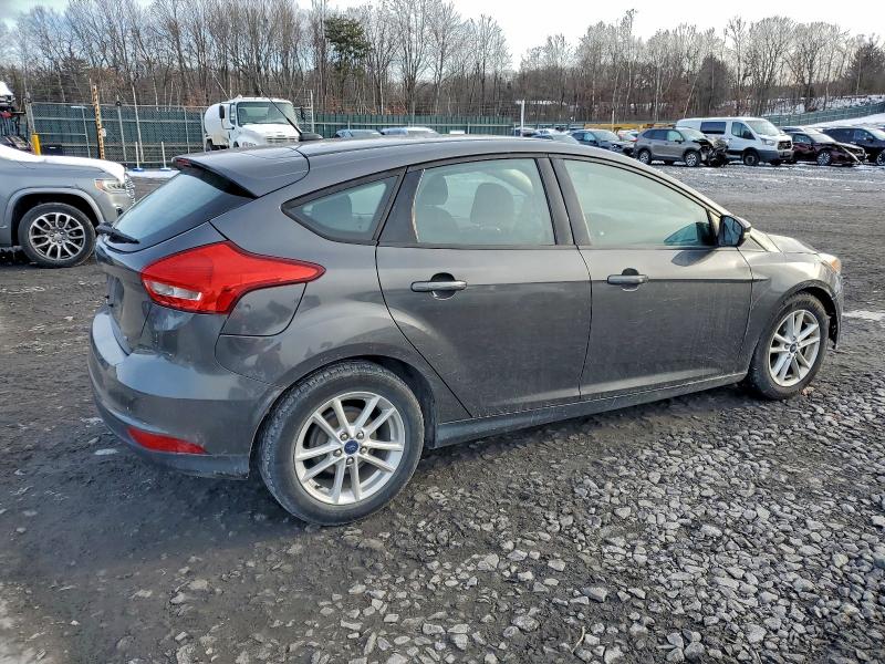 Photo 3 from auction – 2015 FORD FOCUS with VIN 1FADP3K28FL315641