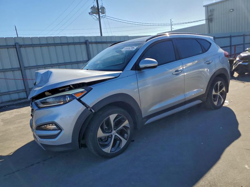 HYUNDAI TUCSON VAL 2018 with VIN KM8J33A2XJU769656 - Photo from auction