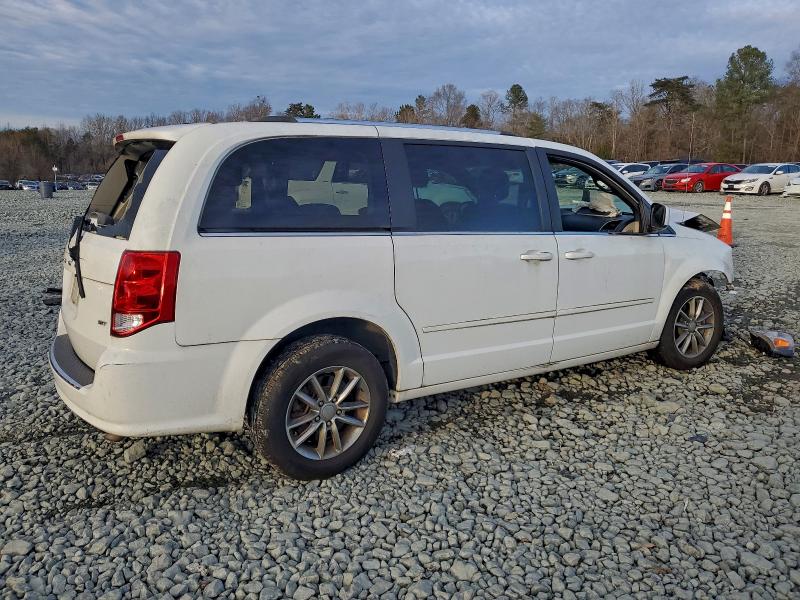 Photo 3 from auction – 2015 DODGE GRAND CARA with VIN 2C4RDGCG8FR660654
