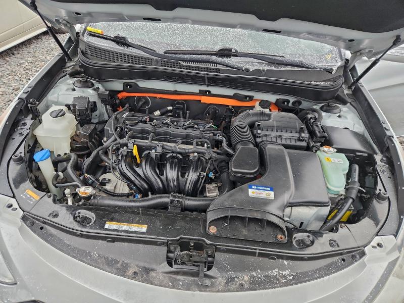 Photo 11 from auction – 2013 HYUNDAI SONATA HYB with VIN KMHEC4A43DA080296