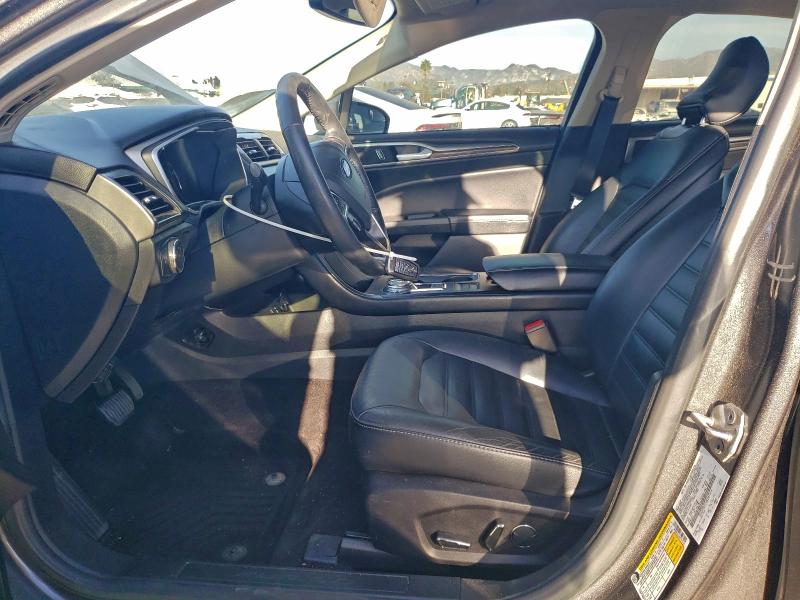 Photo 7 from auction – 2017 FORD FUSION SE with VIN 3FA6P0LU2HR247414