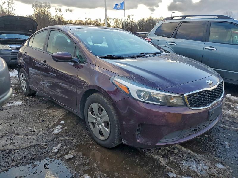 Photo 4 from auction – 2018 KIA FORTE LX with VIN 3KPFK4A79JE282137