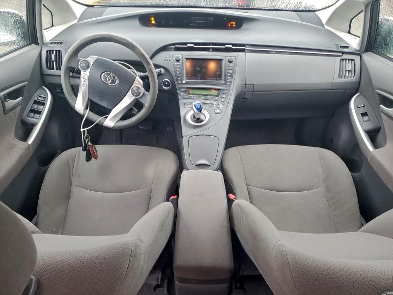 Photo 8 from auction – 2011 TOYOTA PRIUS with VIN JTDKN3DU4B0294899