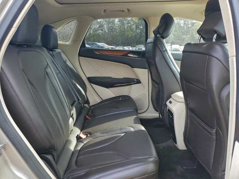 Photo 10 from auction – 2015 LINCOLN MKC with VIN 5LMTJ2AH0FUJ17713