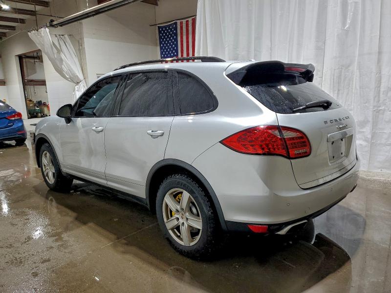 Photo 2 from auction – 2012 PORSCHE CAYENNE S with VIN WP1AB2A28CLA46509