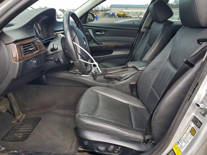 Photo 7 from auction – 2007 BMW 328 XI with VIN WBAVC93577KX56221