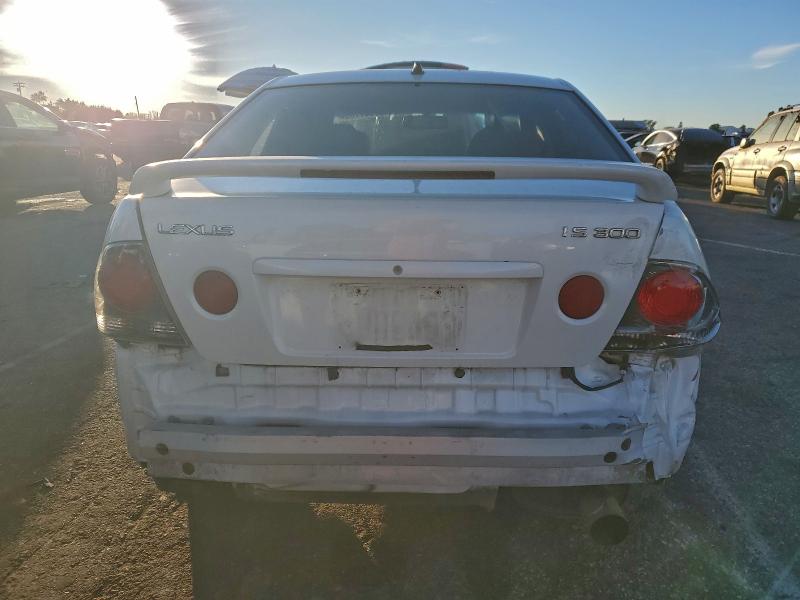 Photo 6 from auction – 2004 LEXUS IS 300 with VIN JTHBD192040085059
