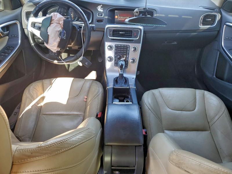 Photo 8 from auction – 2017 VOLVO S60 with VIN YV126MFL0H2436728