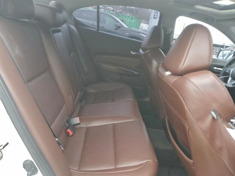 Photo 10 from auction – 2017 ACURA TLX with VIN 19UUB2F51HA003555