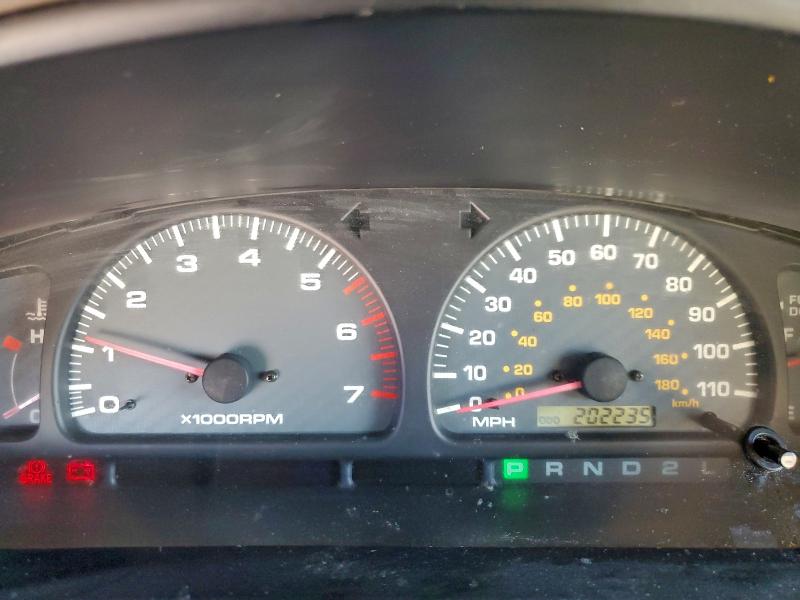 Photo 9 from auction – 2000 TOYOTA 4RUNNER SR with VIN JT3GN86R9Y0166165