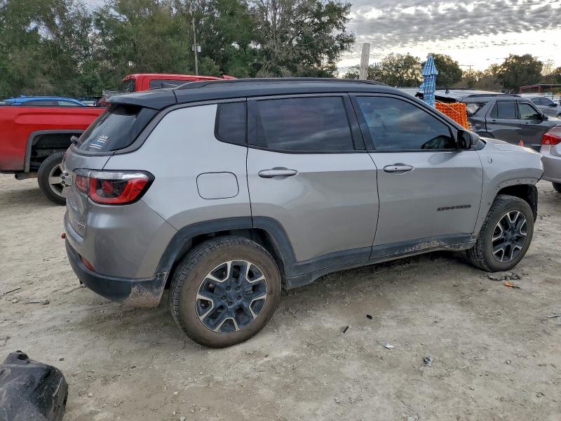 Photo 3 from auction – 2020 JEEP COMPASS TR with VIN 3C4NJDDB0LT196034