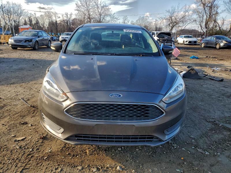 Photo 5 from auction – 2016 FORD FOCUS SE with VIN 1FADP3F21GL226571